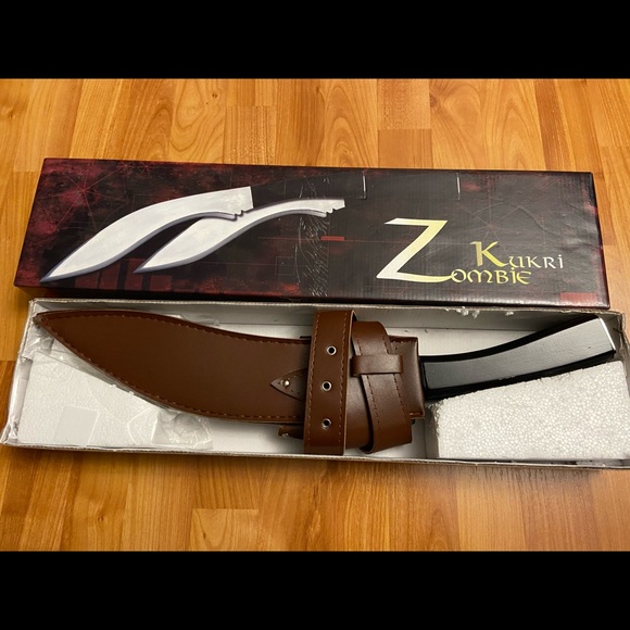 New Knives for Cosplay Costume, Blades, Kukri - not sharpened - Picture 4 of 12